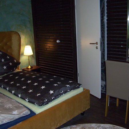 Fritzis Arte Rooms Stuttgart Exterior foto